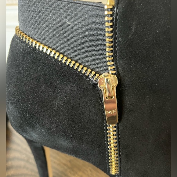 Marc Fischer 9.5 black heel gold zipper,3.5 inch leather/suede peep toe - Picture 9 of 14